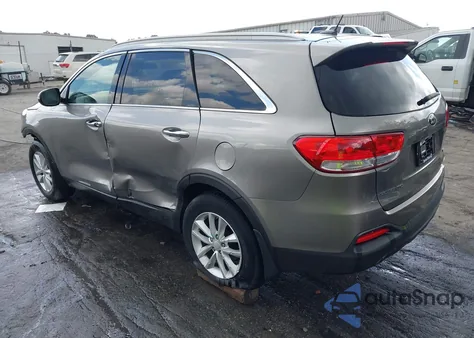 2017 Kia Sorento 2.4L Lx z USA, uszkodzony, nr VIN 5XYPG4A37HG323848
